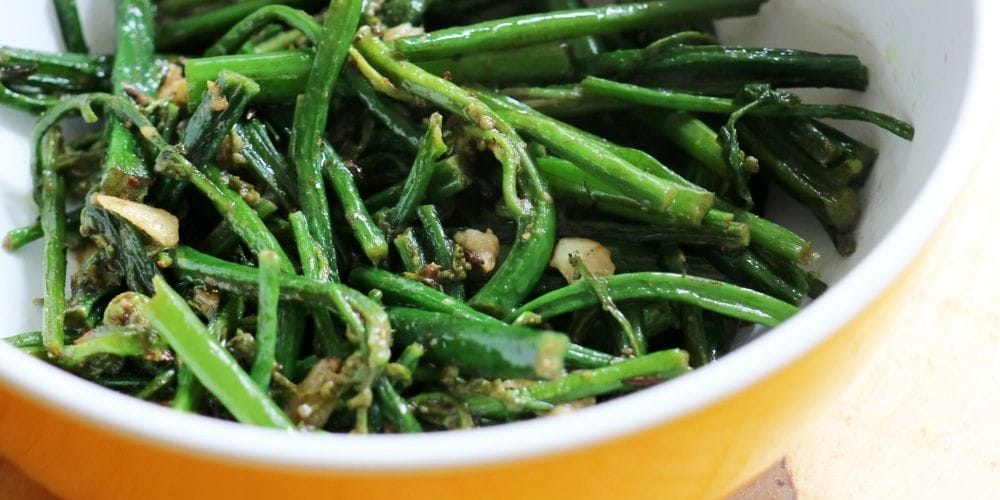 Easy Sautéed Fiddle Head Fern (Nepali Style) by Full Time Explorer