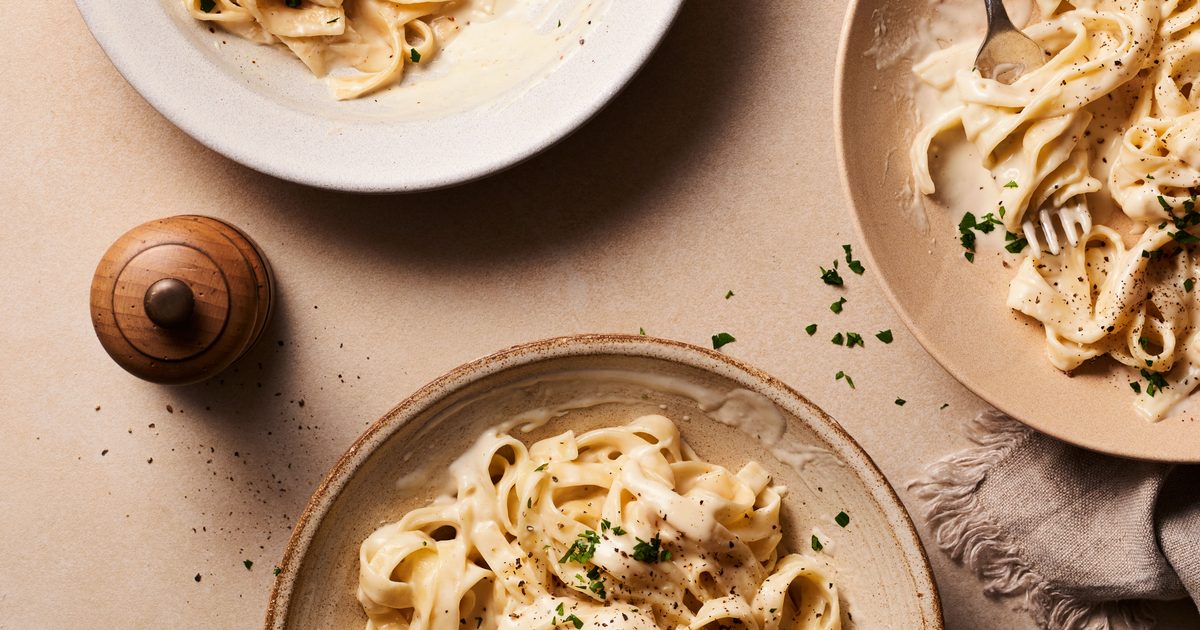 Creamy Garlic Pasta by Good Food