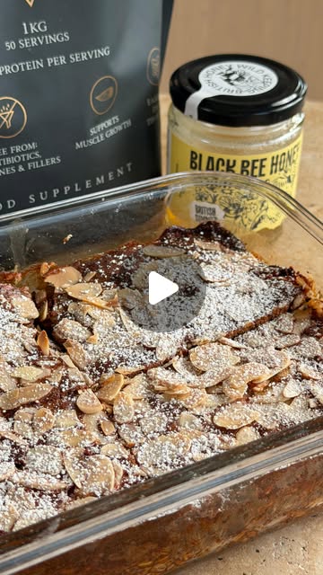 High-Protein Almond Croissant Baked Oats by Welleasy
