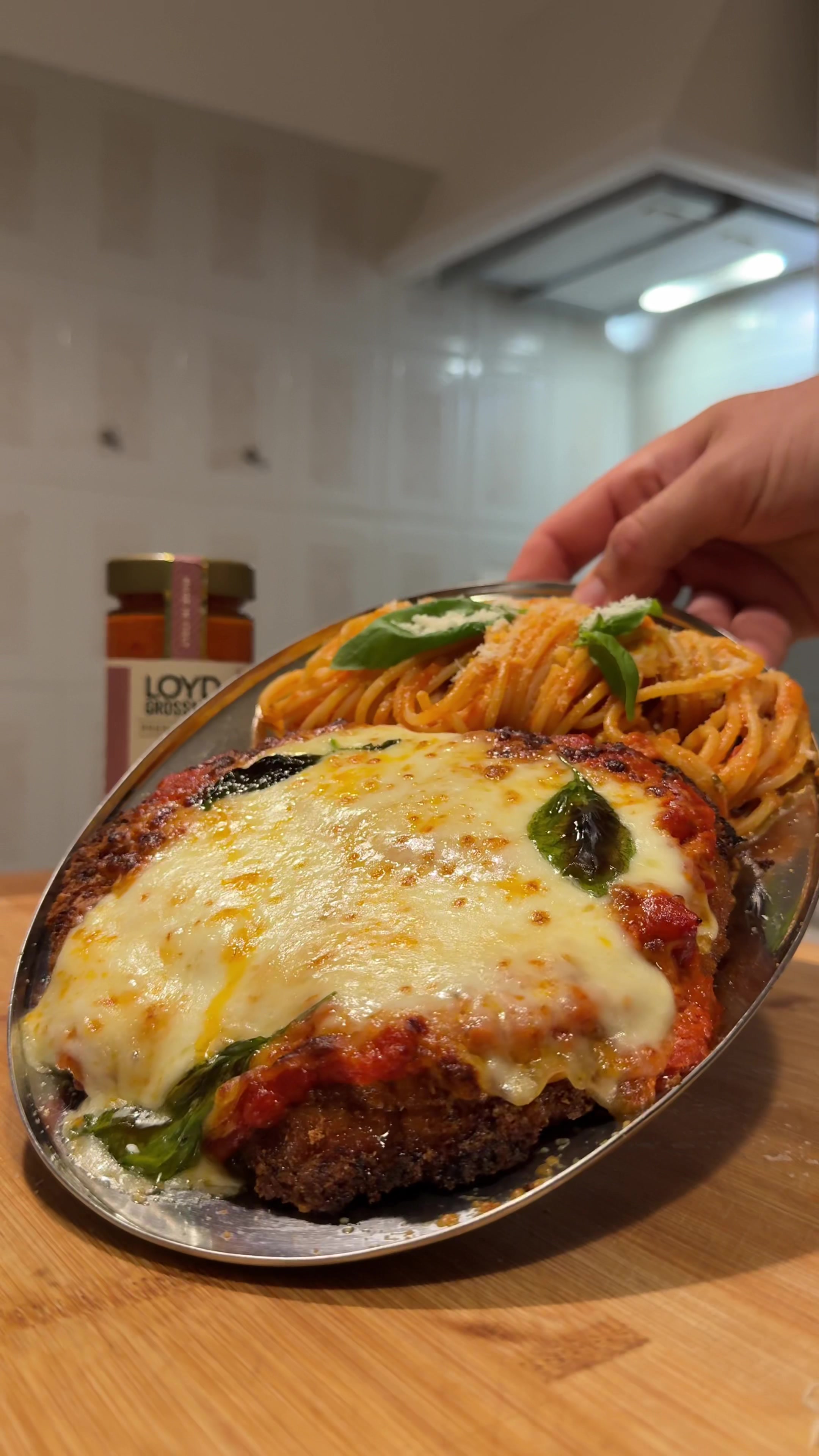 Quick Cheesy Chicken Parm by Letsmunch