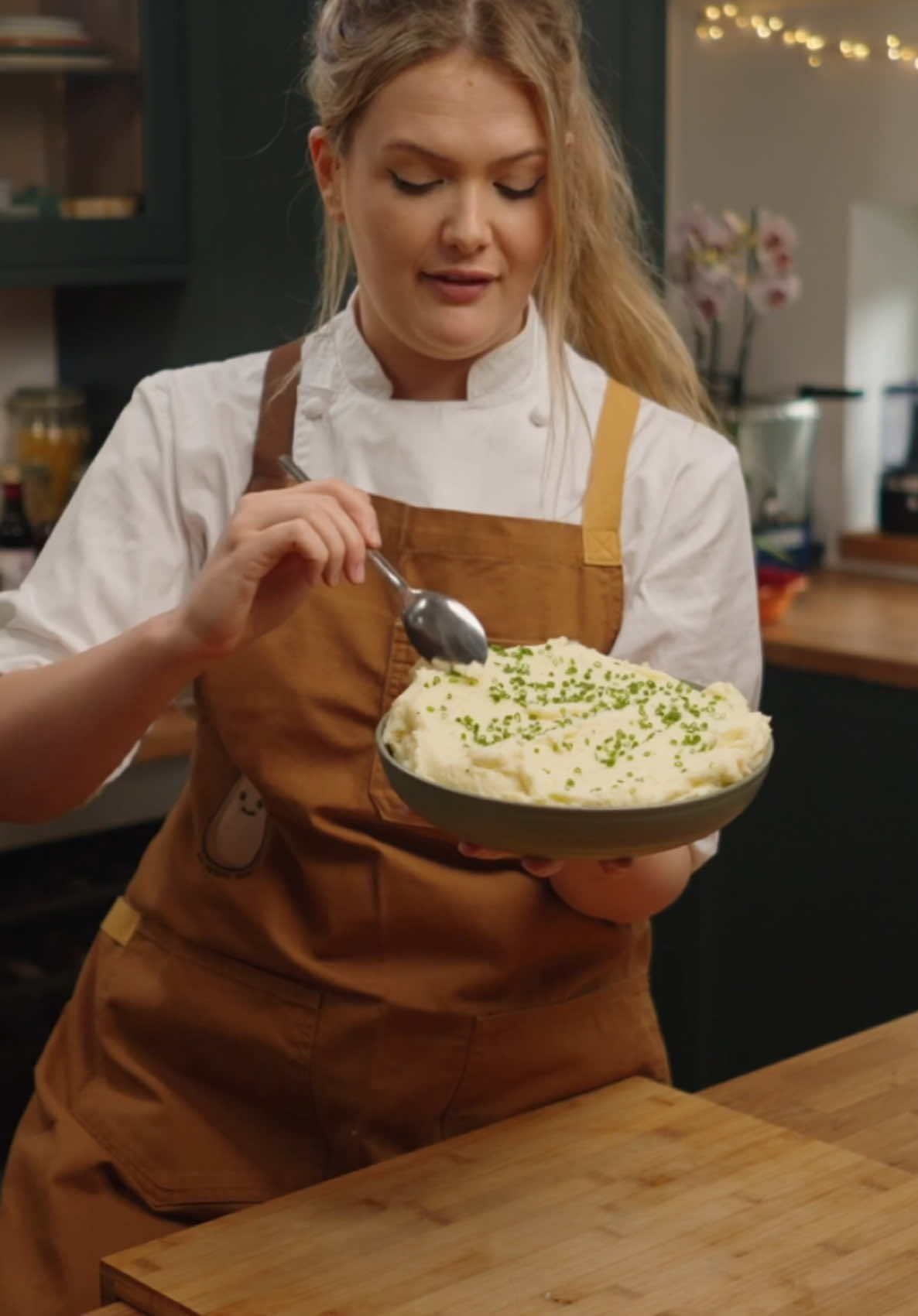Best Creamy Mashed Potato by Poppycooks