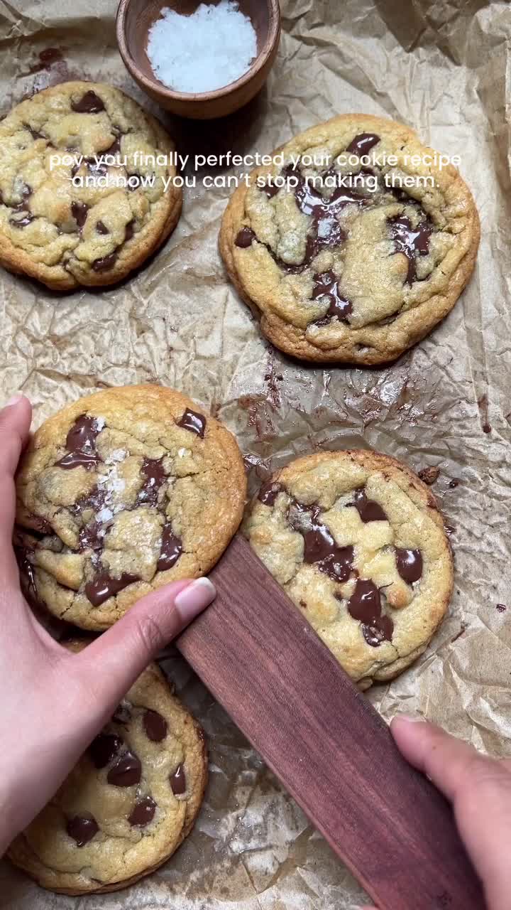 Chocolate Chip Cookies by Sleepymuksrecipes