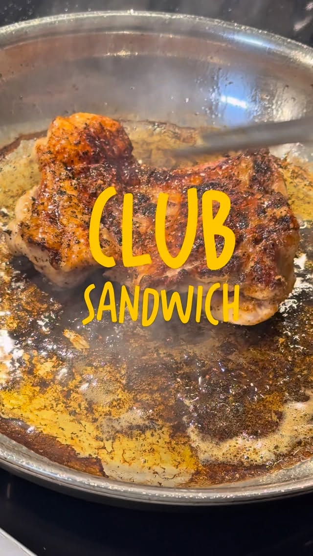 Classic Chicken Club Sandwich by Matmackan