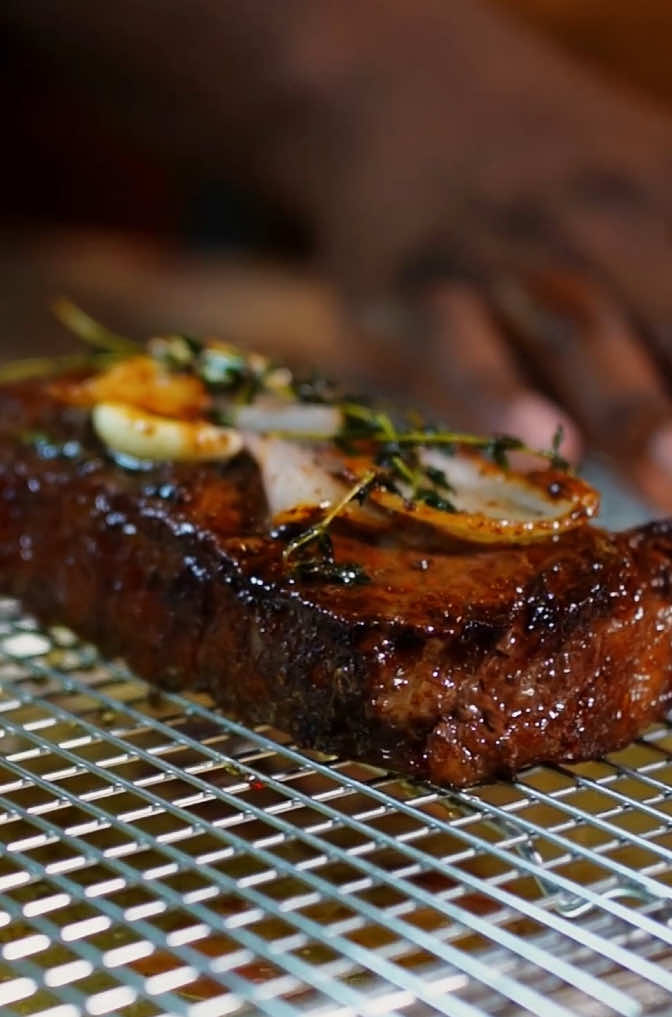 Classic Steak with Mushroom Pan Sauce by Camcancoook