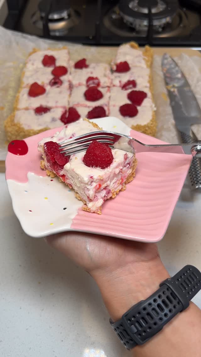 Nan's Raspberry Cheesecake by Clean Kweens Dietitians