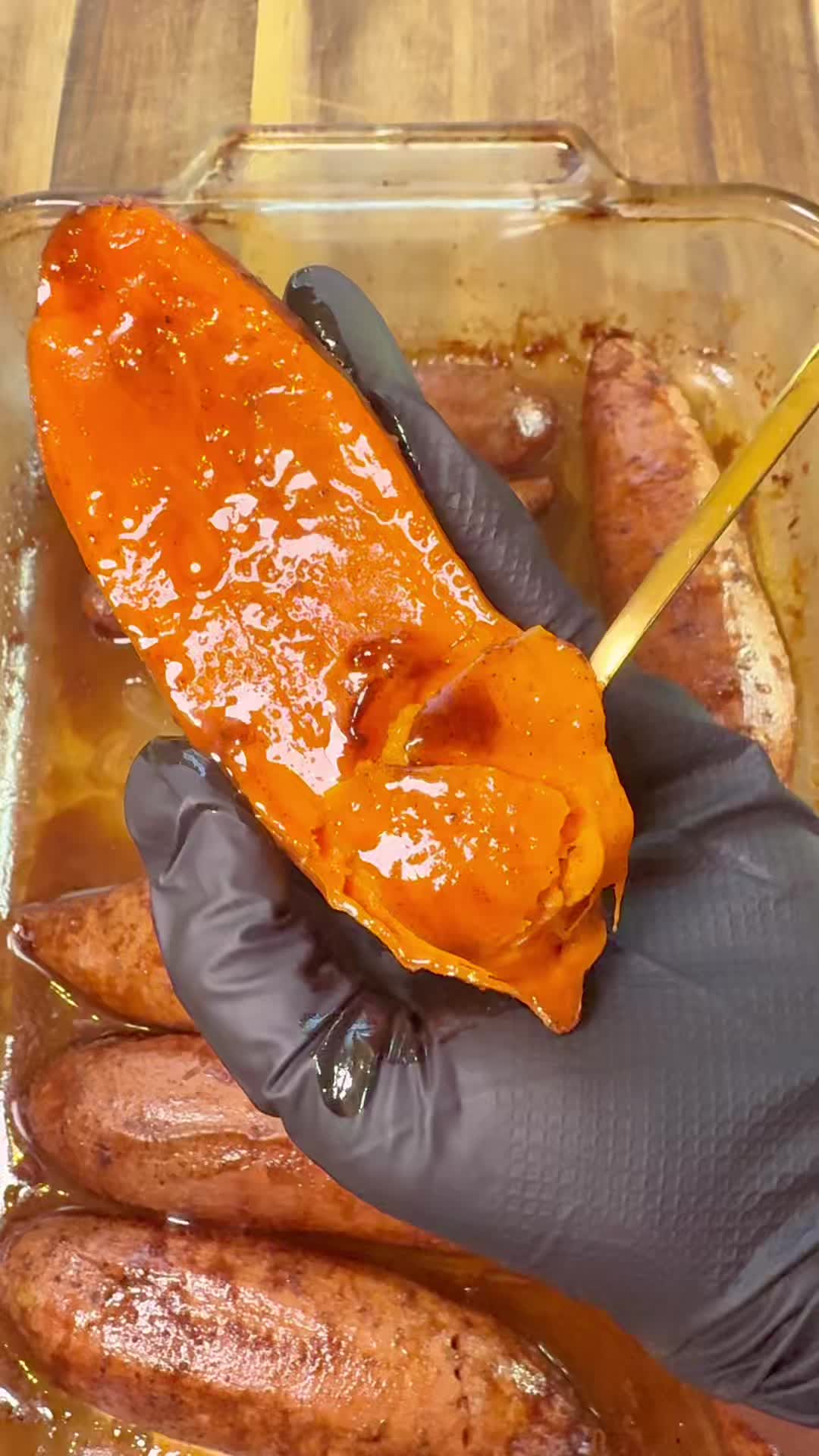 Honey-Glazed Caramelized Sweet Potatoes by Bebekitchen6