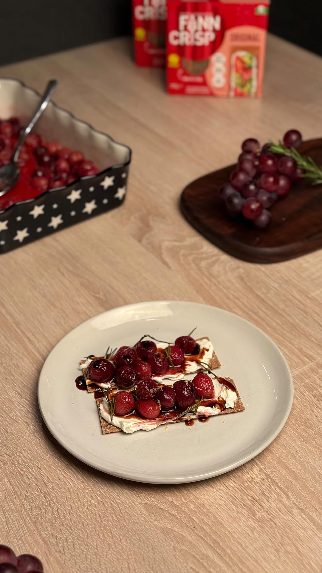 Whipped Goat Cheese and Roasted Grape Crispbread by Tanerxaydin