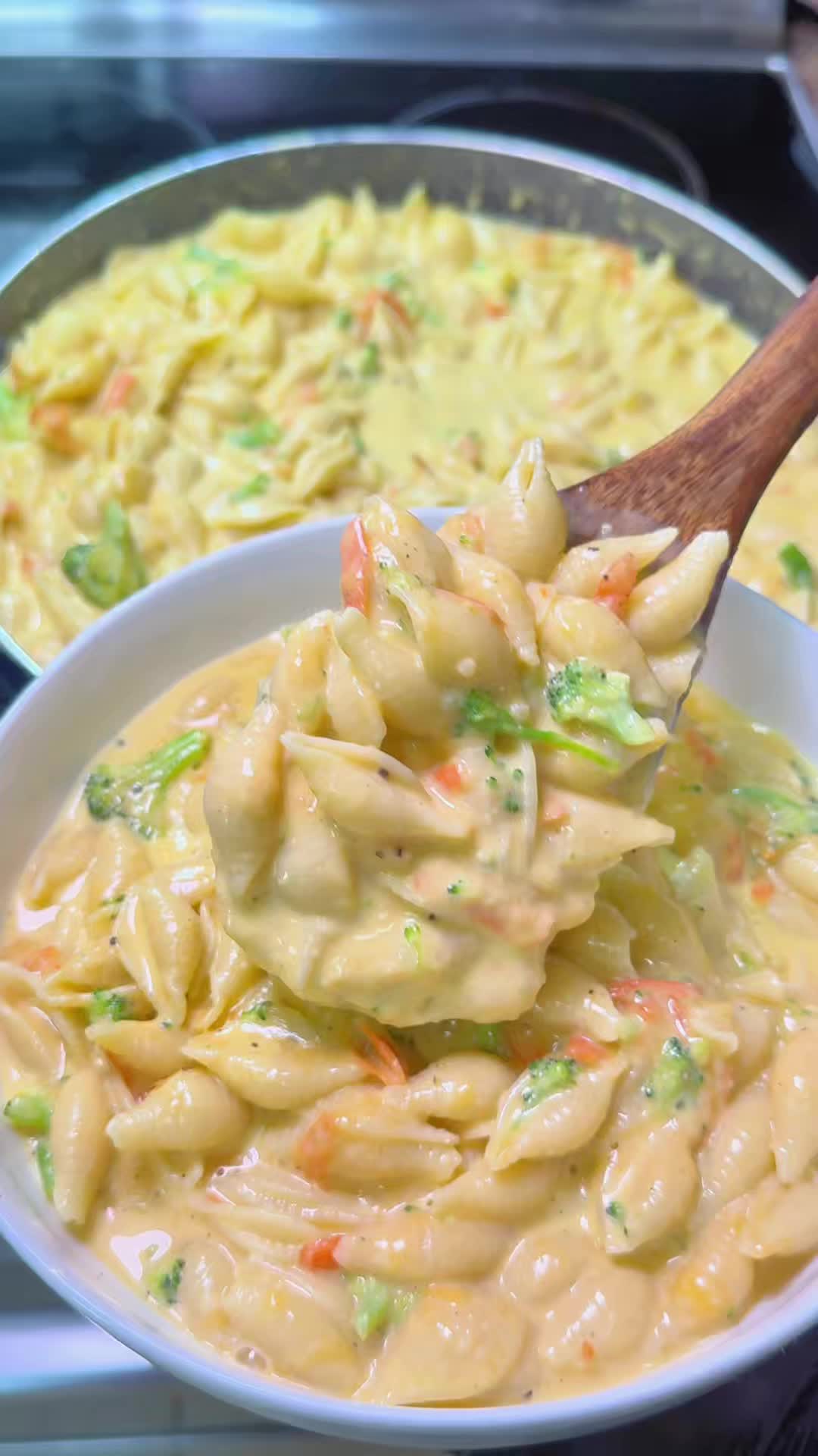 One-Pot Broccoli Mac and Cheese by Bebekitchen6