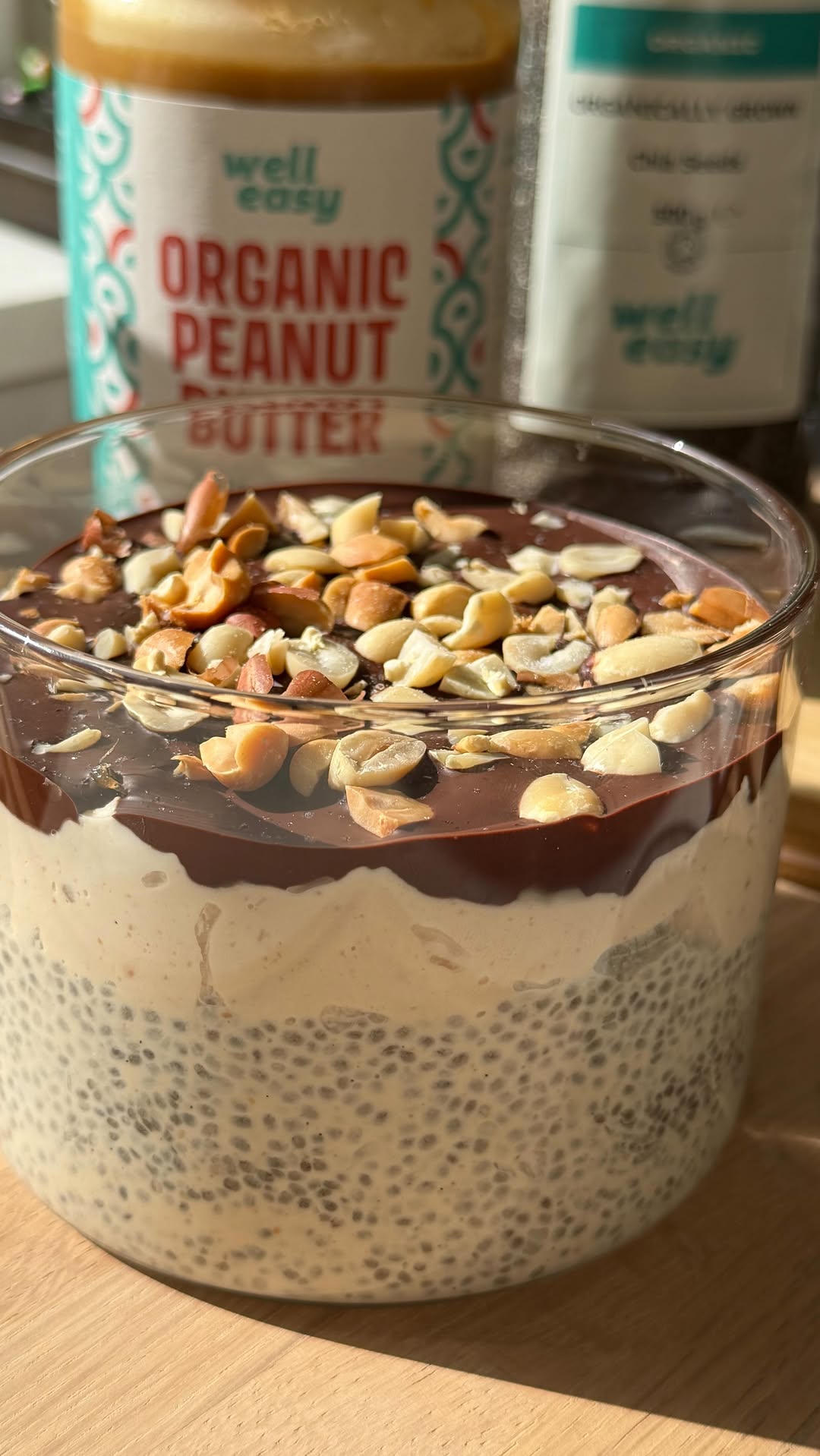 Snickers Magic Shell Chia Pudding by Welleasy