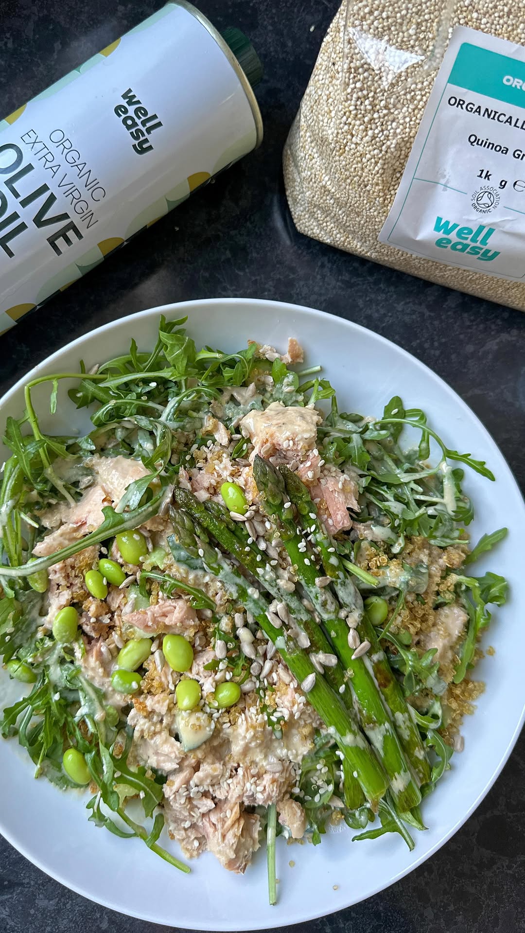 Crispy Quinoa Salad Topper by Welleasy