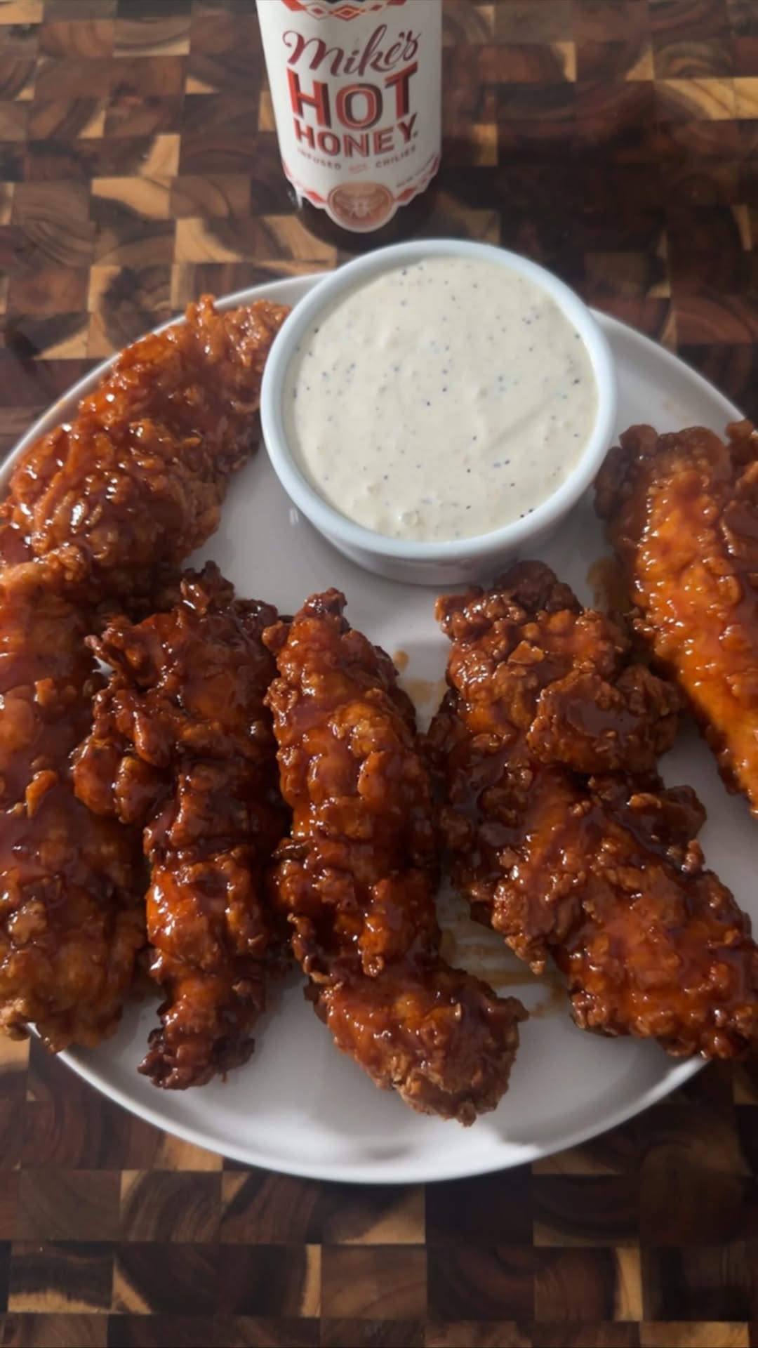 Hot Honey BBQ Crispy Chicken Tenders by Imakabil