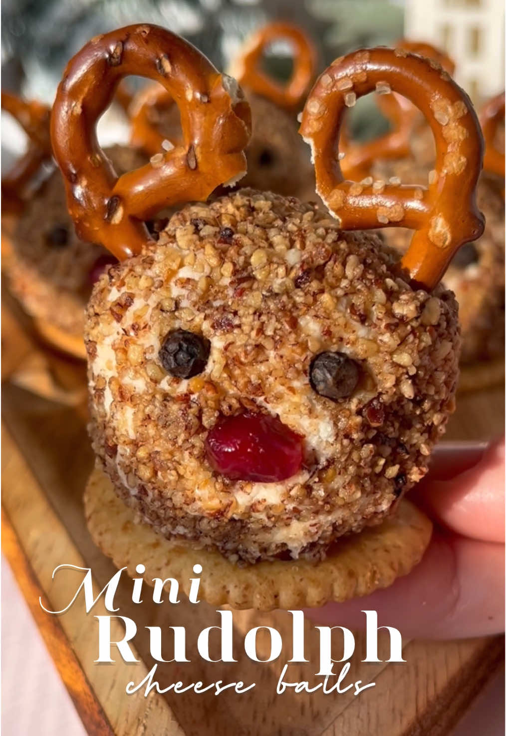 Mini Reindeer Cheese Balls by Madisoneats