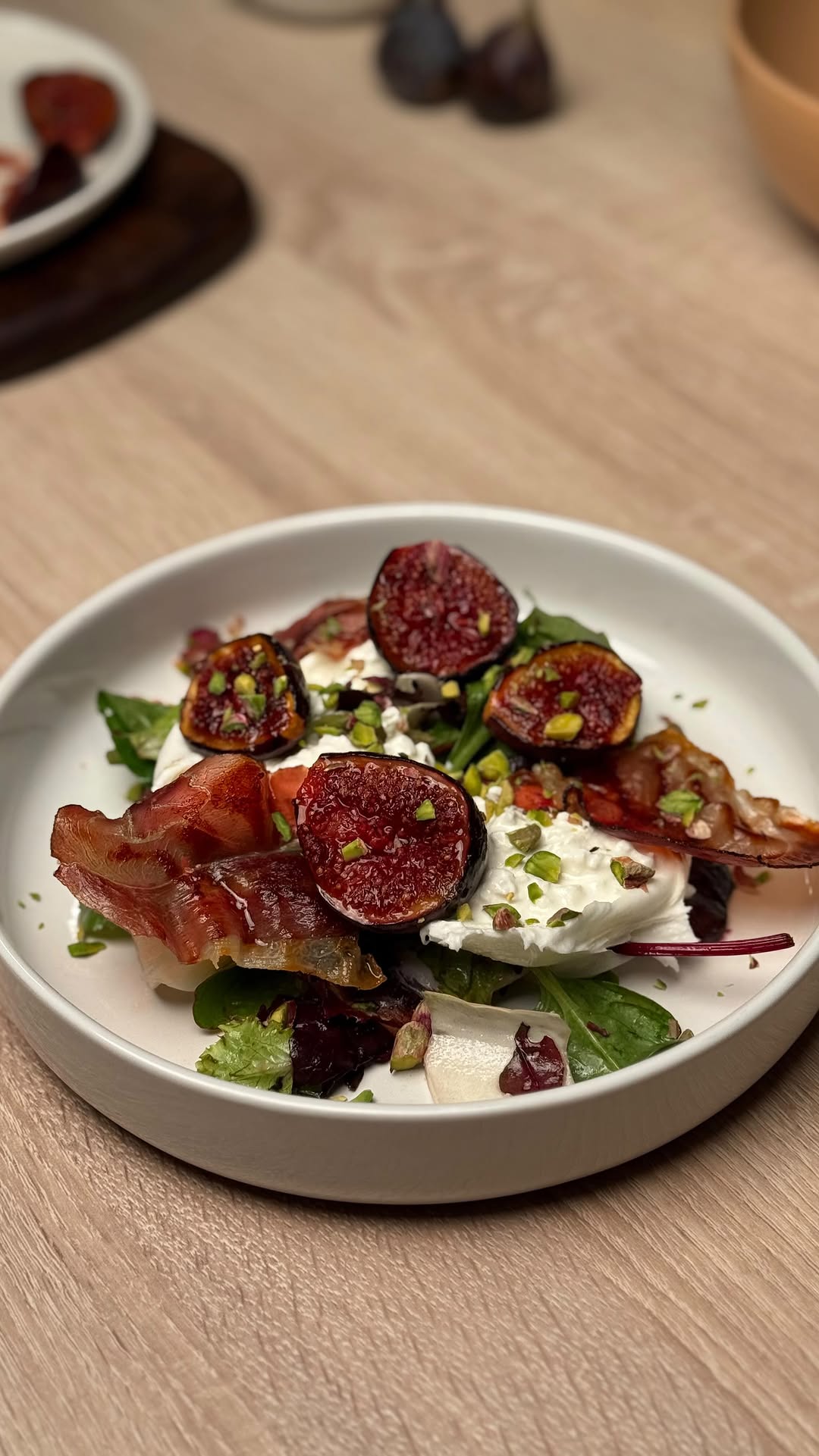 Warm Fig Salad with Burrata, Crispy Speck & Pistachios by Tanerxaydin