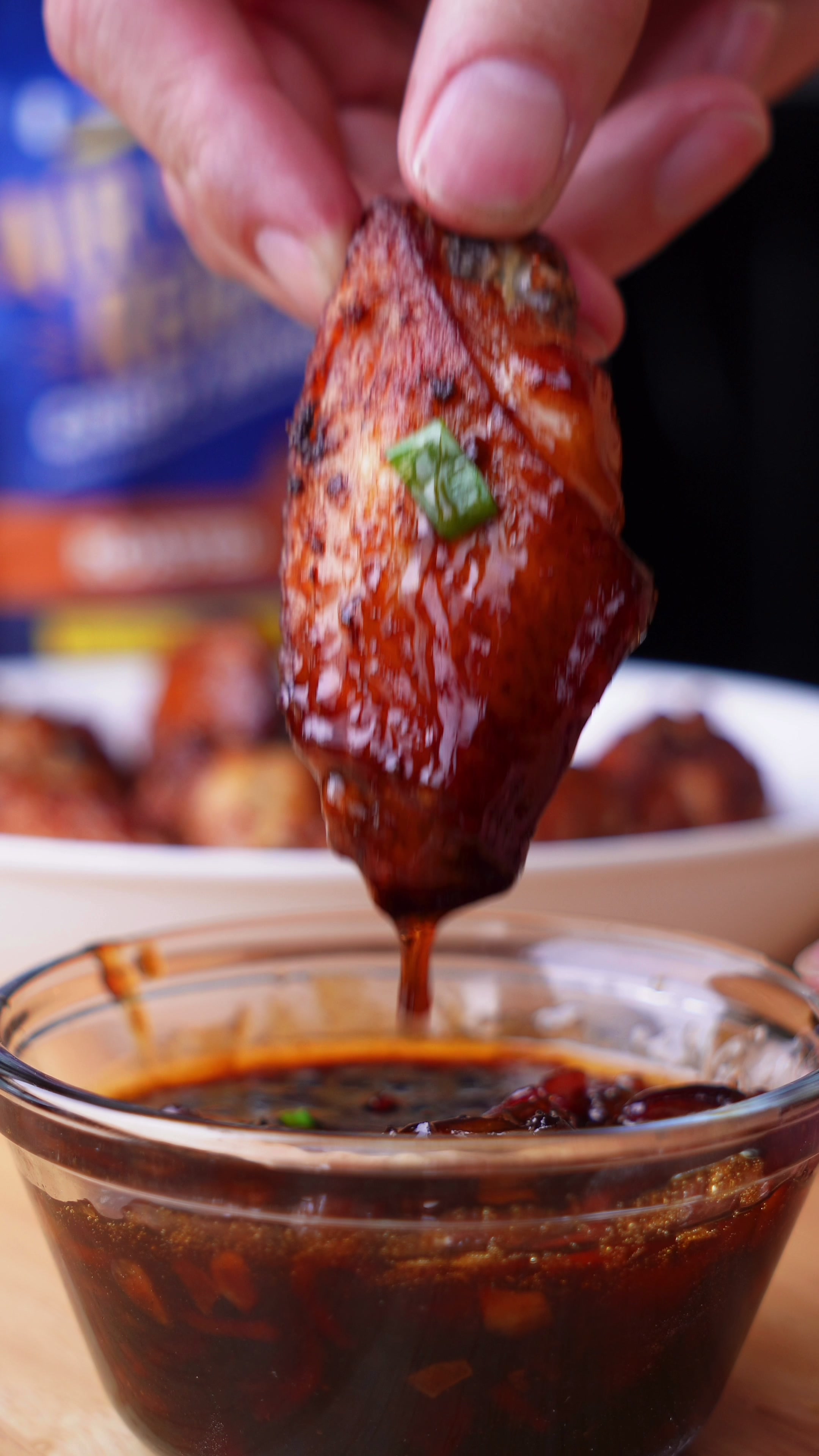 Bacon Jam Air Fryer Wings by Platesbykody