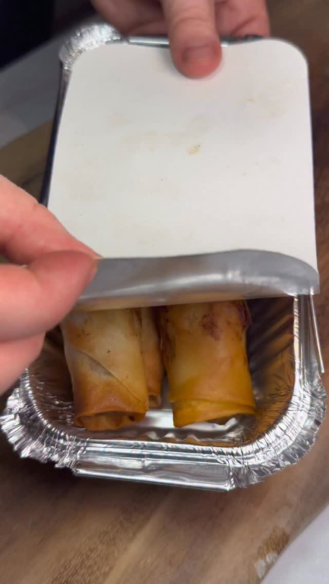 Salt and Chilli Chicken Spring Rolls by Takingmeals