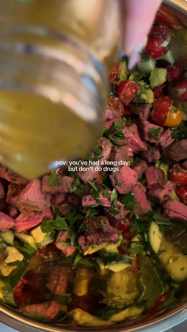 Seared Sirloin Steak & Avocado Salad Bowl by Itsisabelmarie