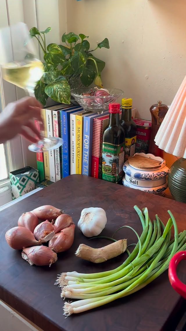 Saucy Shallot Chicken by Sahpaige