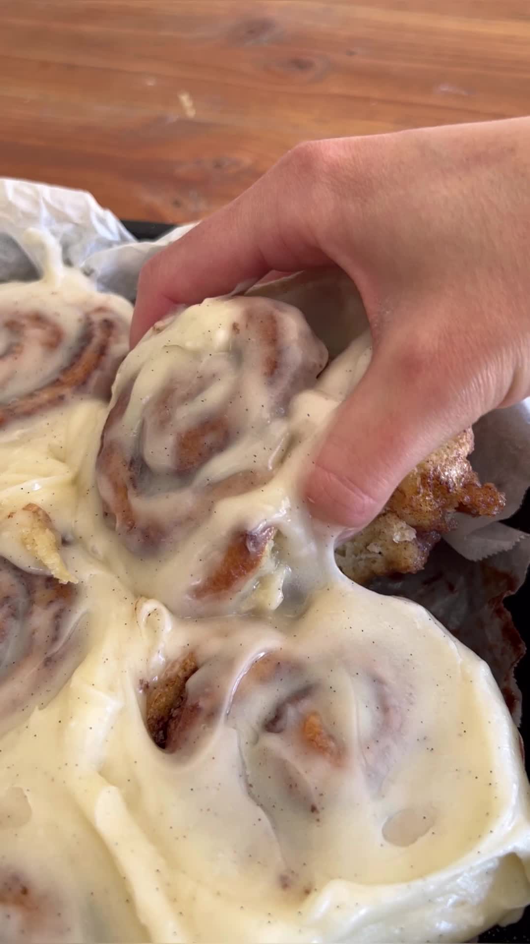 Gluten Free Cinnamon Rolls with Cream Cheese Icing by Butternutbakery