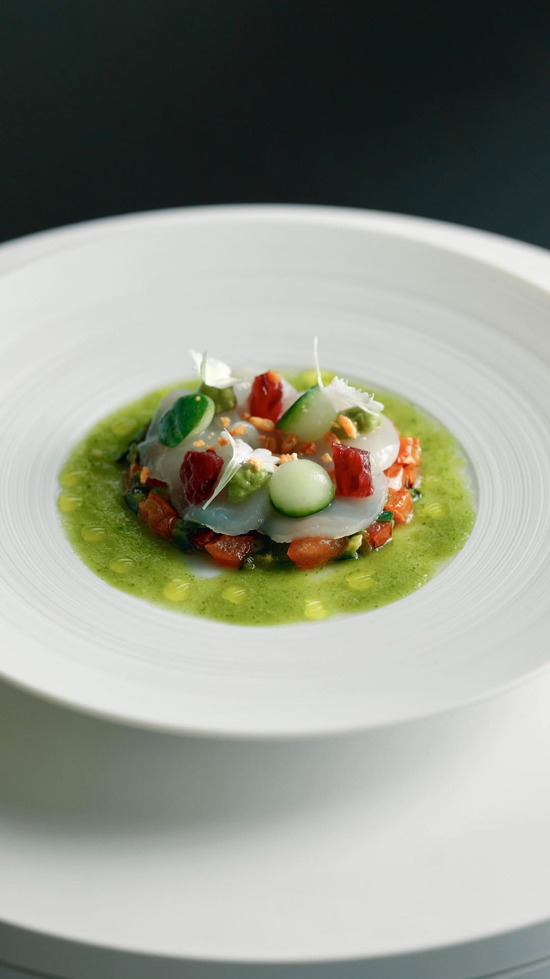 Scallop Aguachile with Roasted Tomato and Avocado by Chefnoorboereboom