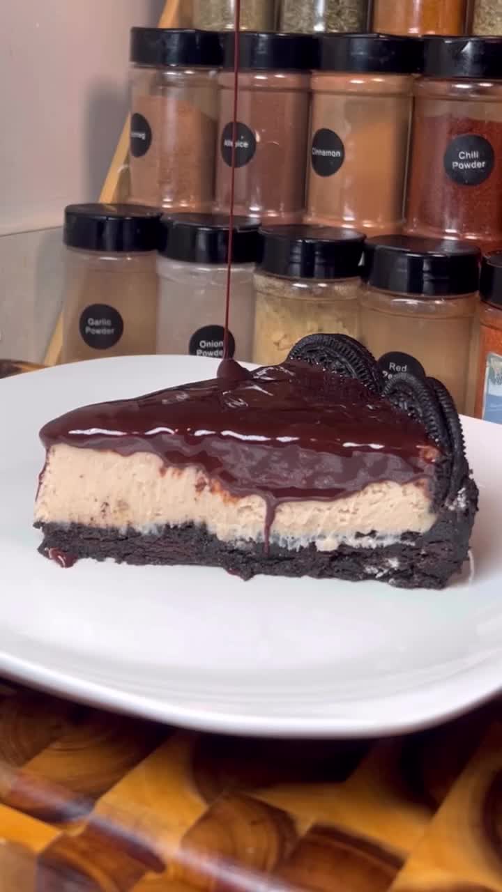 Chocolate Oreo Cheesecake by Cowboychrisdorrah