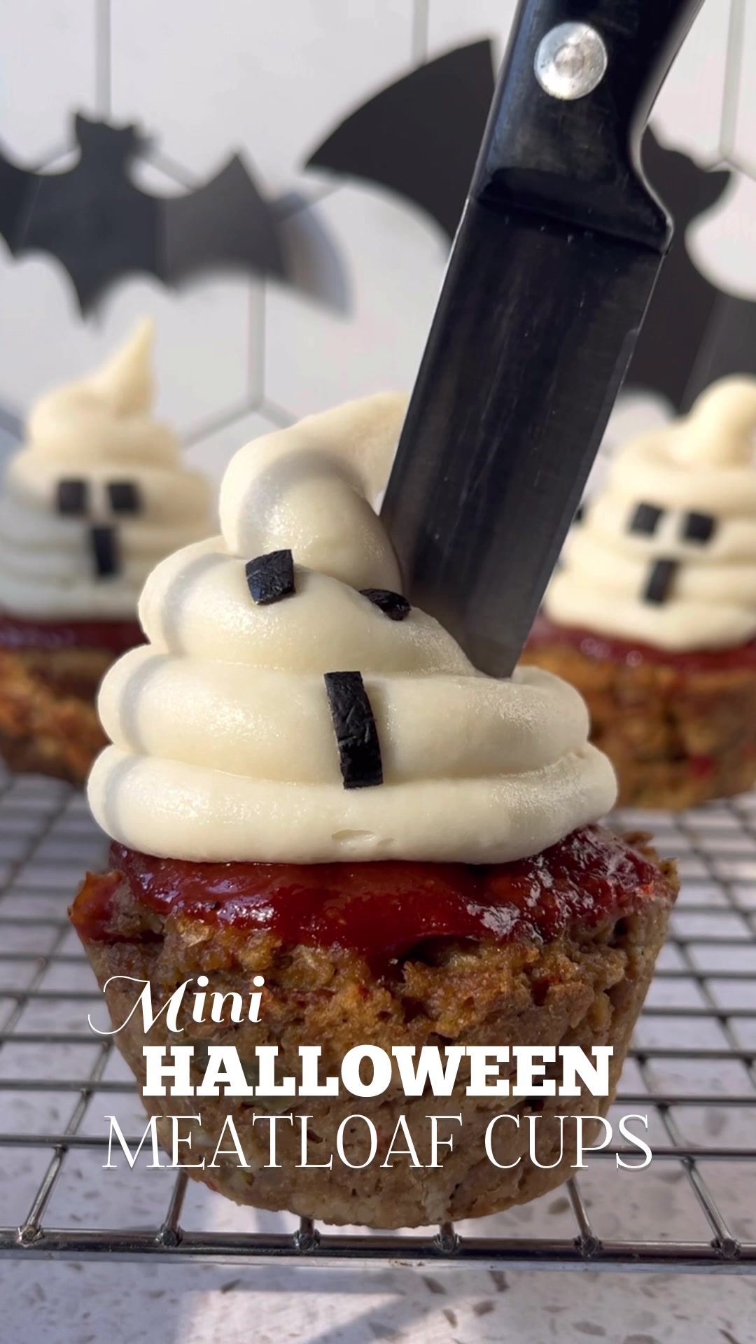Mini Halloween Meatloaf Cups by Madisoneats
