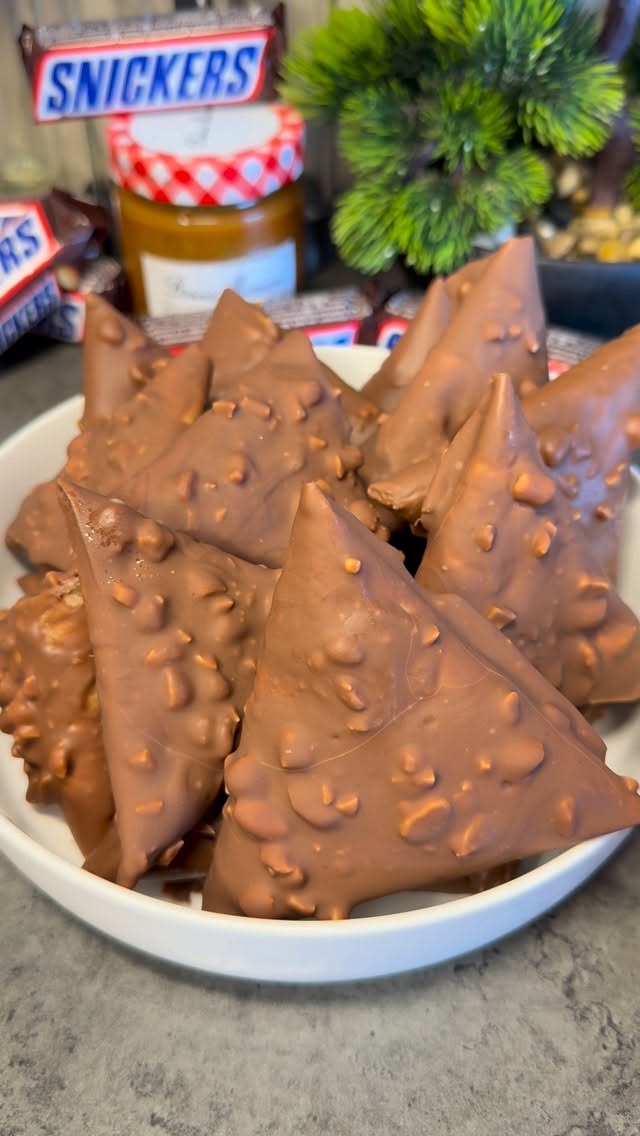 Brick Snickers by Babasood