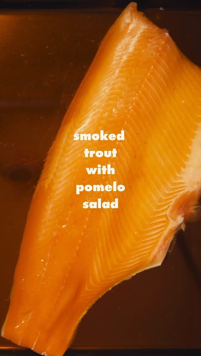 Smoked Trout with Pomelo Salad by Josekallioinen