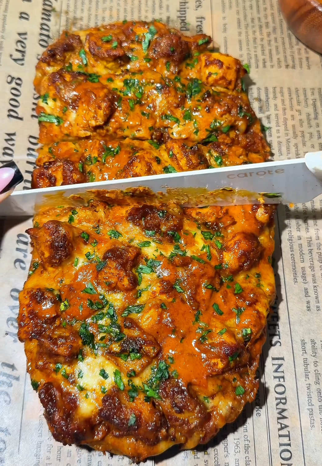 Cheesy Butter Chicken Garlic Bread by Thesapor
