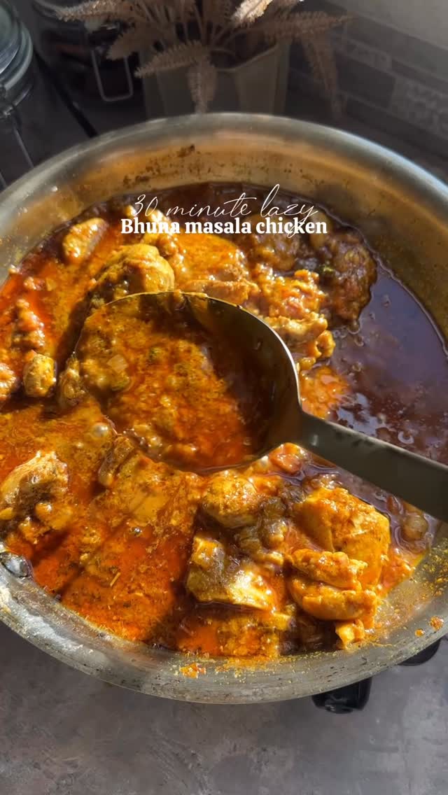 30-Minute Bhuna Masala Chicken by Mygourmetstory