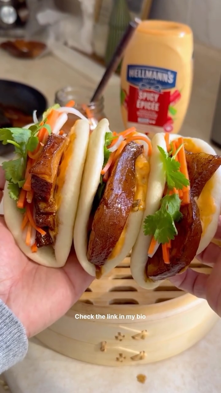 Red Braised Pork Belly Bao by Cuppabeans