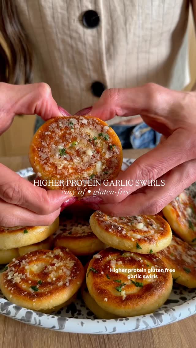 High Protein Gluten-Free Garlic Swirls by Kalejunkie