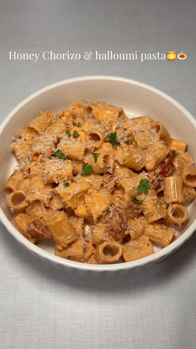 Honey Chorizo & Halloumi Pasta by Foodbyfranchi