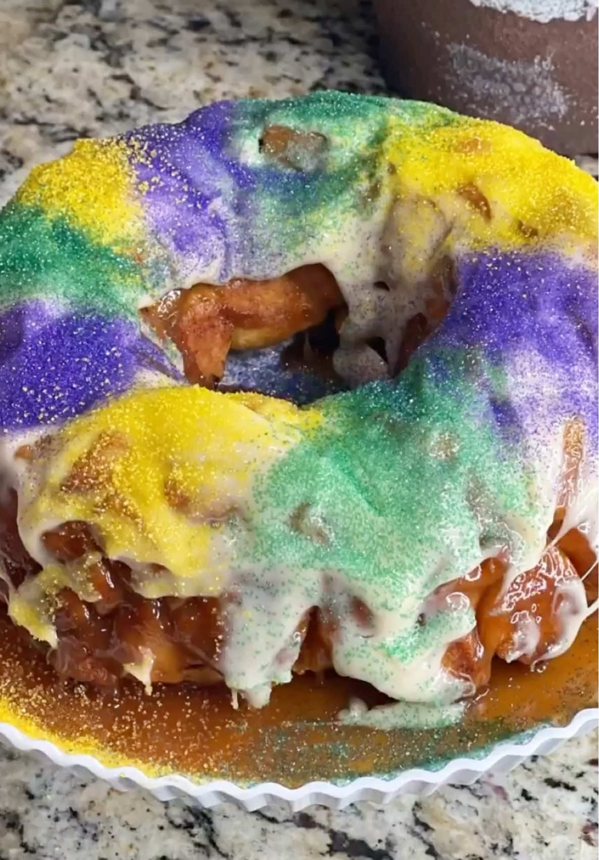 Pull-Apart Mardi Gras King Cake by Clubbkitchenbykiaj