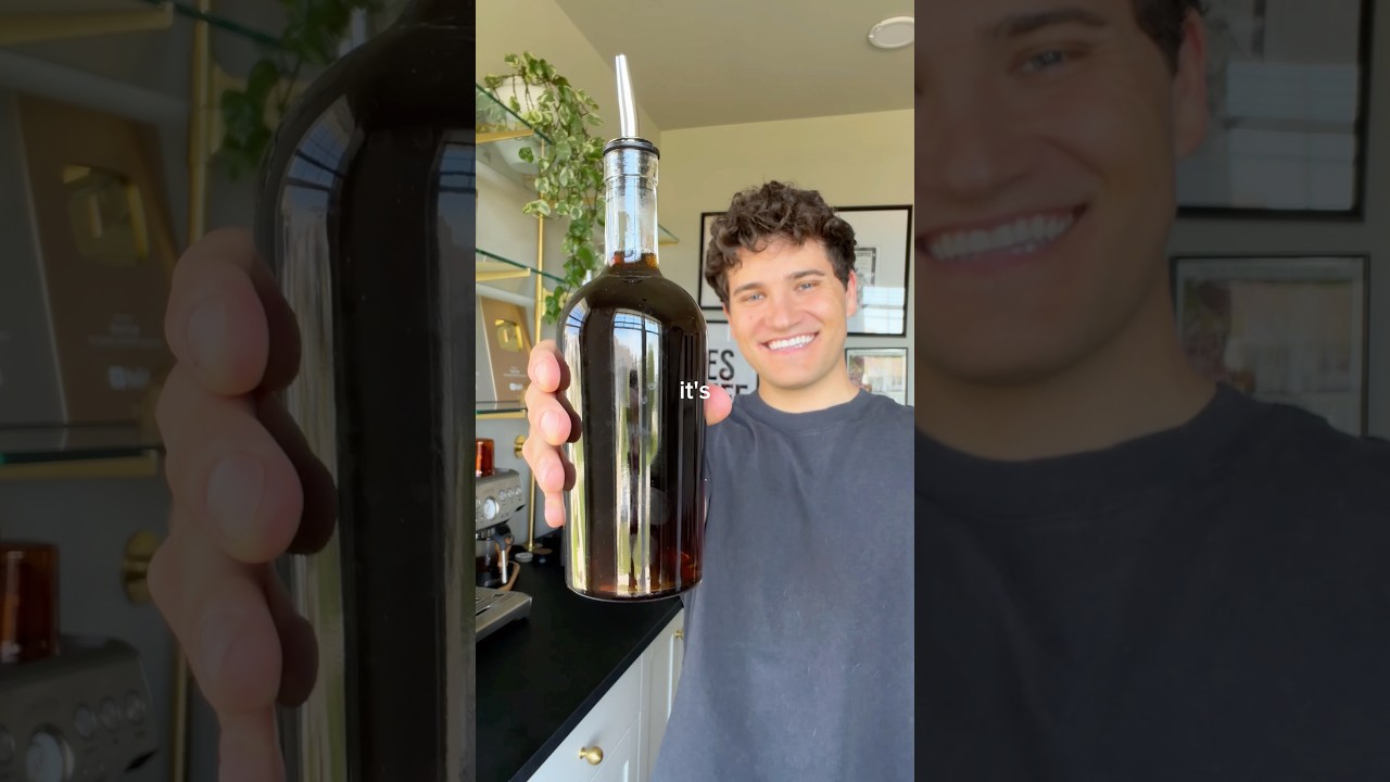 Homemade Turbinado Vanilla Syrup by Ethanrodecoffee